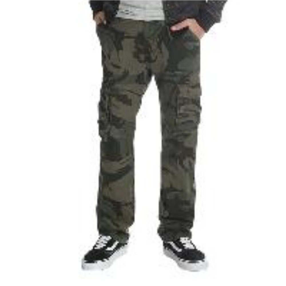 Wrangler Pantalon para niño cargo de camuflaje verde